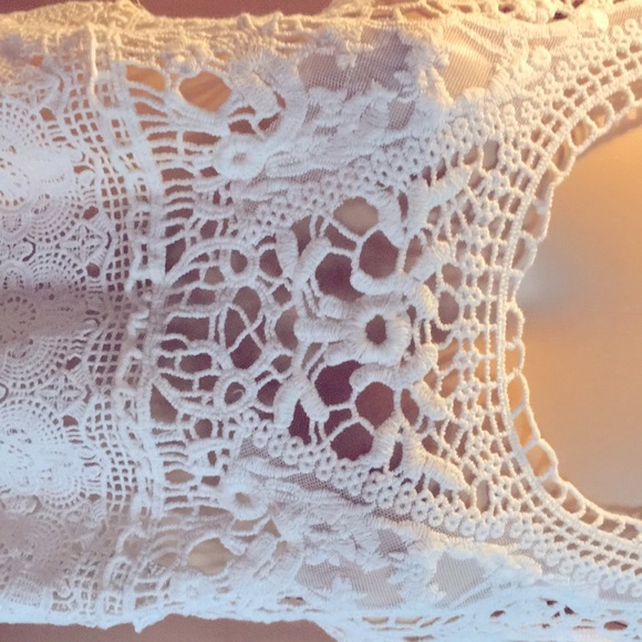 RAGA hollow out lace tank vest NWT wear alone or as cover up over bra/covers - Picture 2 of 8